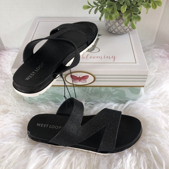 West Loop Slip On Women’s Sandal Size Small 5/6 NWT Black Soft - Picture 13 of 16